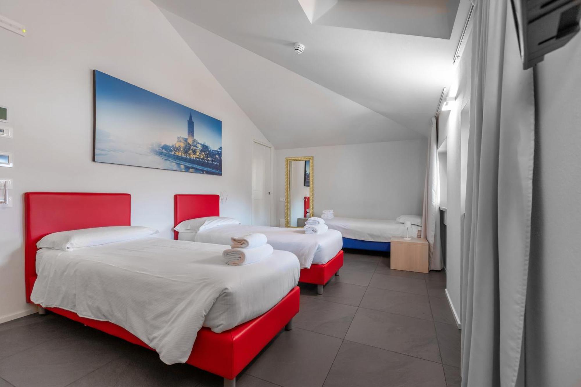 Stravagante Hostel & Rooms Verona Eksteriør billede